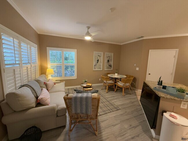 Building Photo - 10067 Perfect Dr