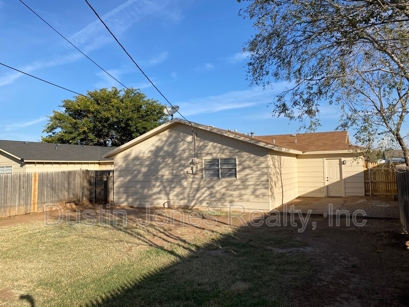 Building Photo - 6407 23rd St