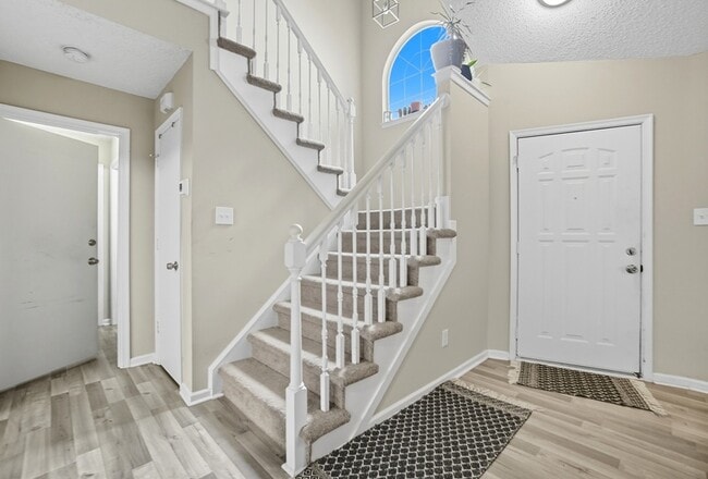 Building Photo - 3729 Peppercorn Way