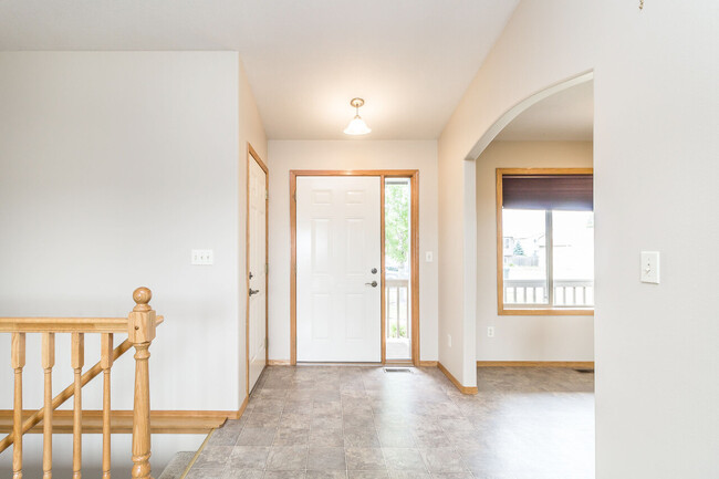 Building Photo - 808 S Whitewood Ave