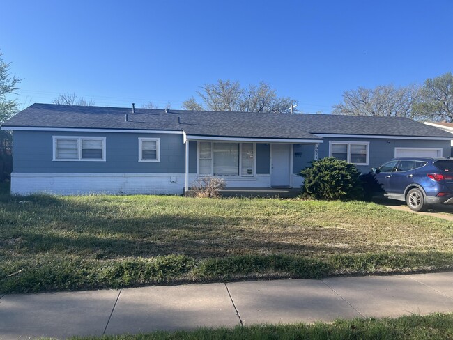 Building Photo - 3811 38th St