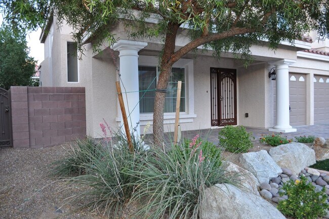 Foto del edificio - 7804 Jacaranda Hill Ct