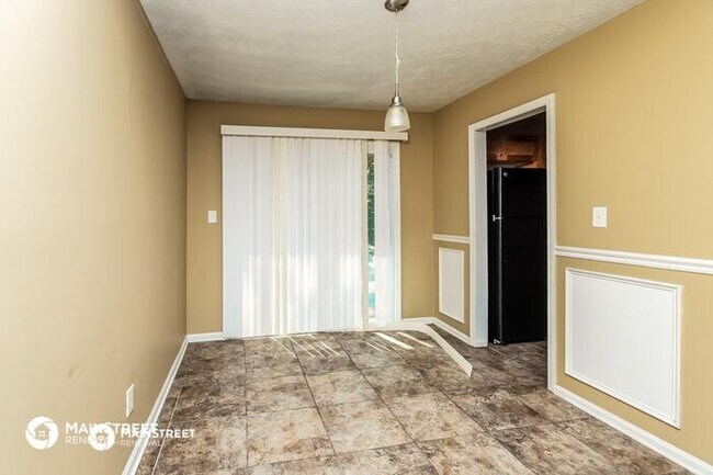 Foto del edificio - 3667 Satellite Terrace, Ellenwood, GA 30294