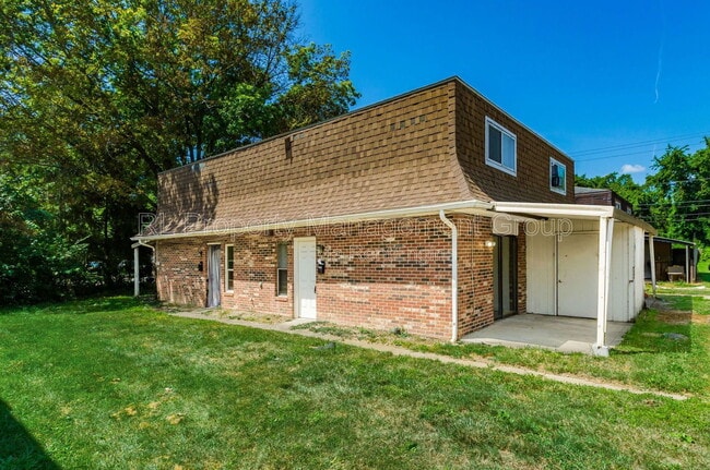 Building Photo - 4925 Myers Rd