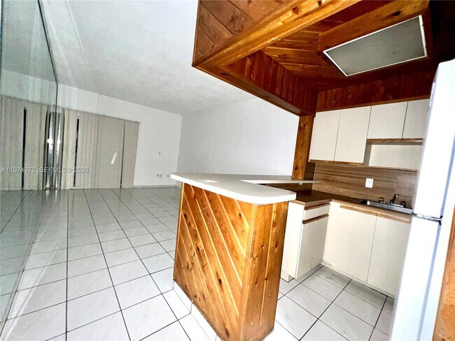 Foto del edificio - 4370 NW 11th St