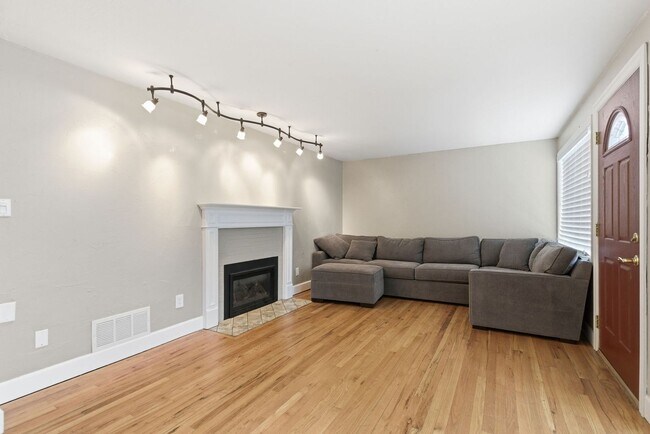 Foto del edificio - Modern & Cozy Spokane Retreat | Prime Location Near South Hill