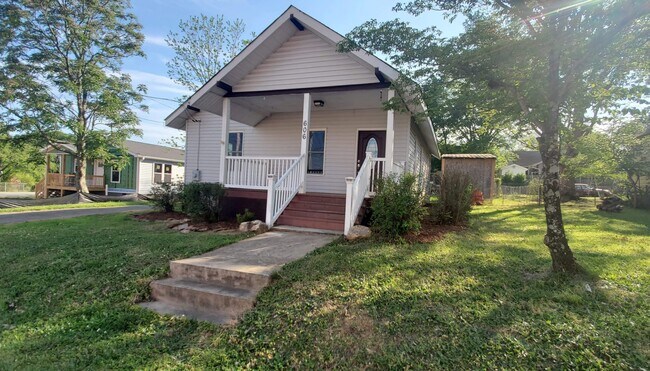 Foto del edificio - 606 S 5th St