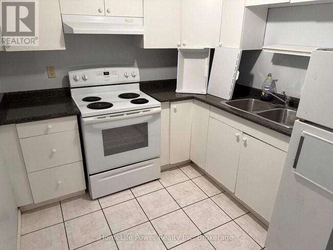 Photo du bâtiment - 3702 Densbury Dr