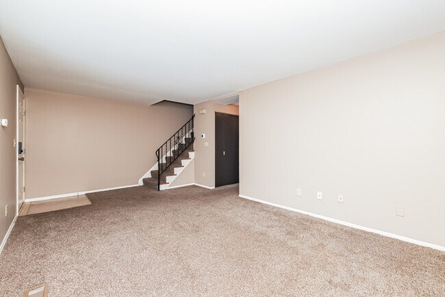 Foto del edificio - 5877 Taylorsville Rd