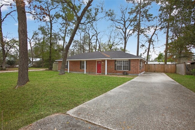 Building Photo - 601 Chateau Woods Pkwy Dr