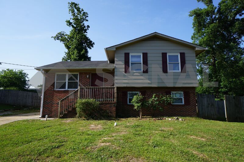 801 Country View Dr NE, Center Point, AL 35215 House Rental in Center