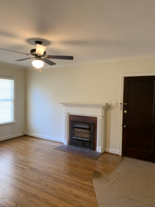 Foto del edificio - 308 E 7th St