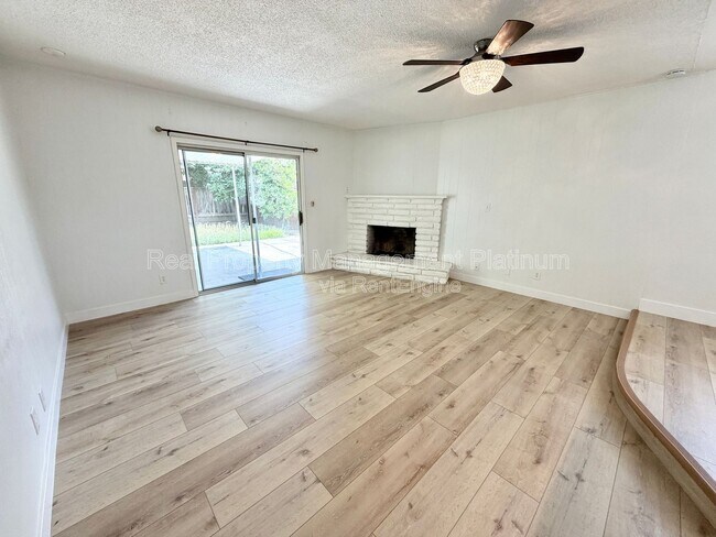 Foto del edificio - 5694 N 9th St