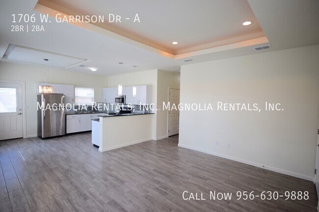 Building Photo - Medical Ridge Apartments