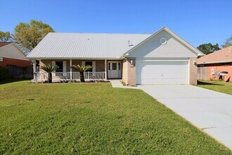 Building Photo - 414 Whirlaway Ct