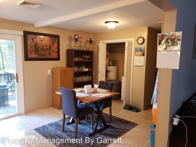 Building Photo - 3 br, 2 bath House - 13 Cathy Dr