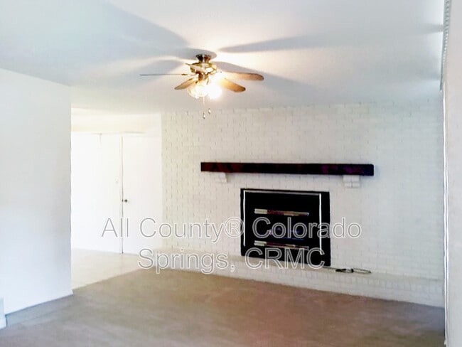 Building Photo - 1910 Monterey Rd