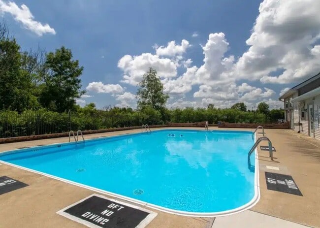 Pool - Lindberg Lofts