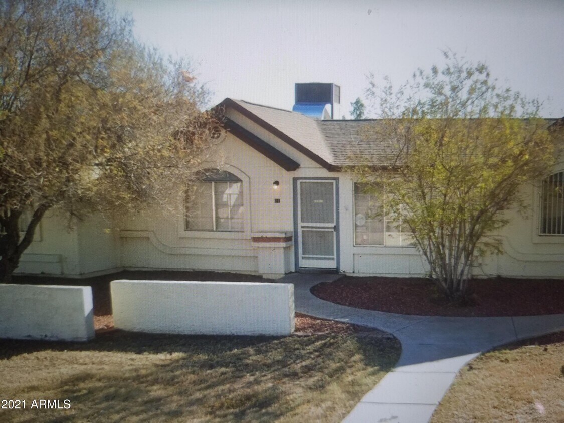 Primary Photo - 6711 W Osborn Rd