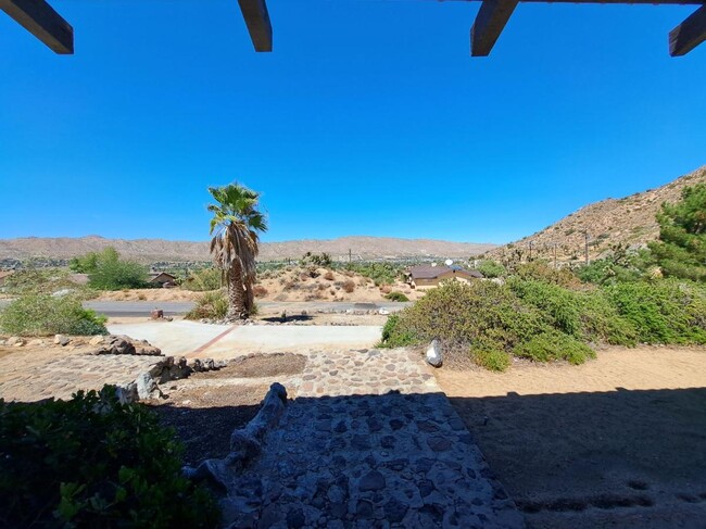 Building Photo - 55665 Desert Gold Dr