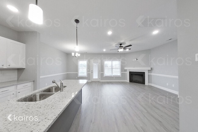 Foto del edificio - 3712 Oak Leaf Wy