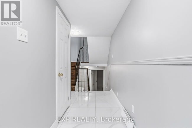 Building Photo - 35 McCallum Ct