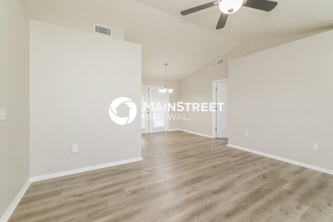 Building Photo - 3 Bedroom Pet-Friendly Home in Auburndale,...