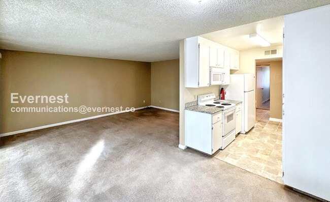 Foto del edificio - 277 Tradewinds Dr