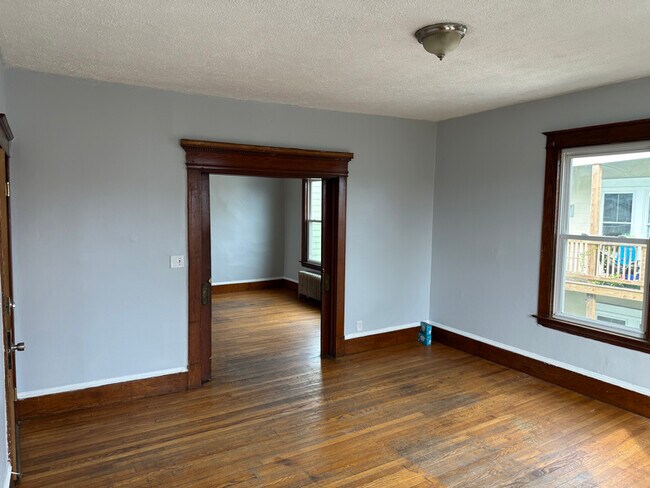 Foto del edificio - 124 Pine St