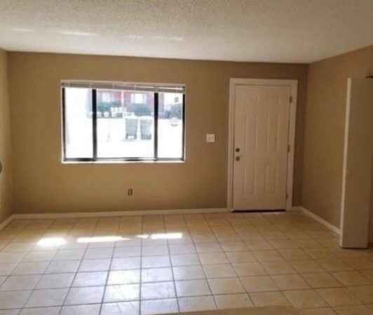 Foto del edificio - 3721 NE 41st St