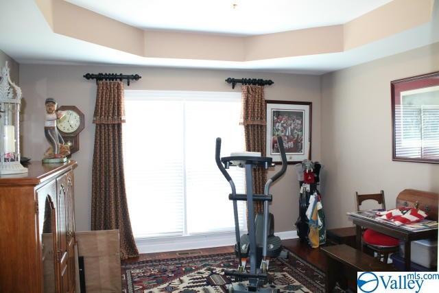 Building Photo - 2915 Honors Row SE