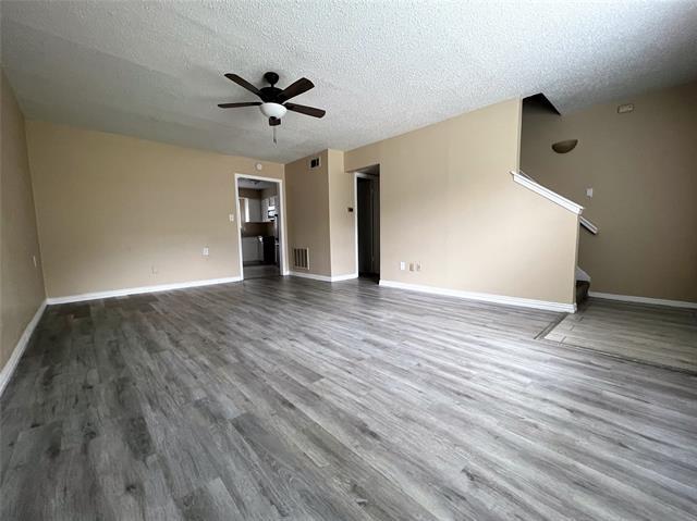Foto del edificio - 3502 Parkridge Dr
