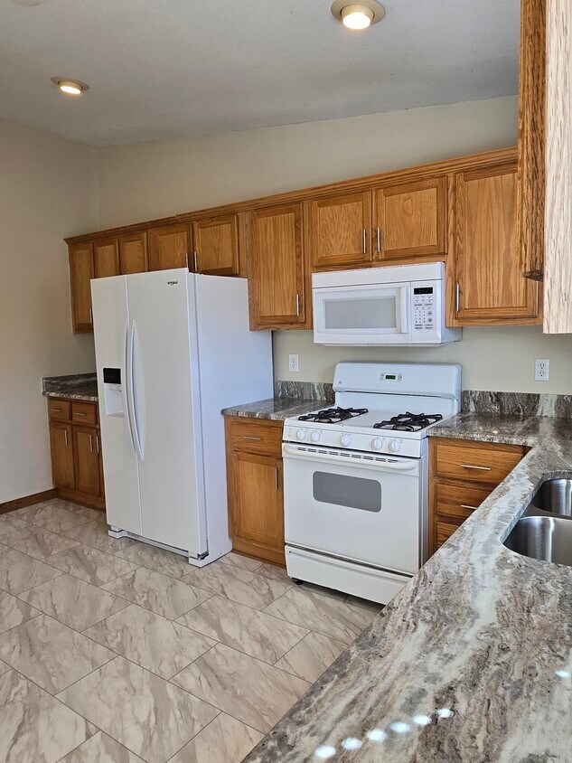 Foto principal - 2584 Carriage Dr