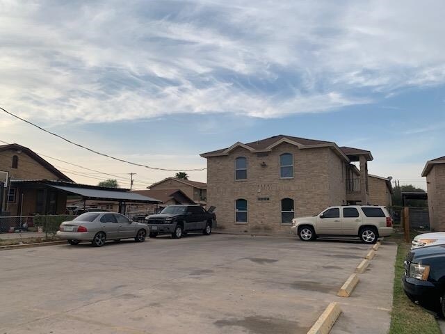 Primary Photo - 3006 E Stewart St