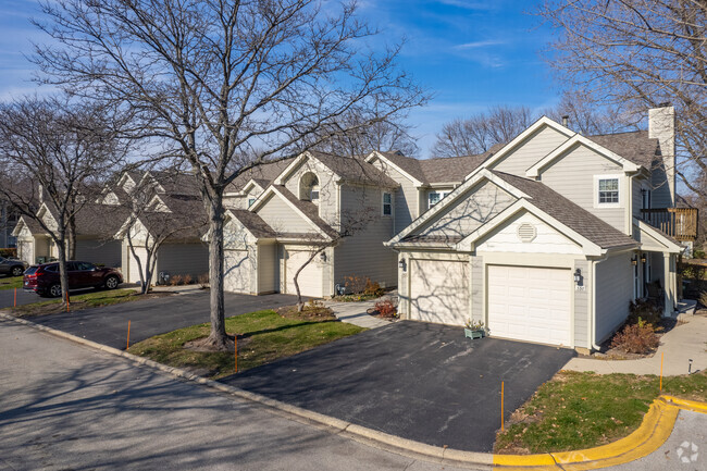 Building Photo - Hamilton Creek