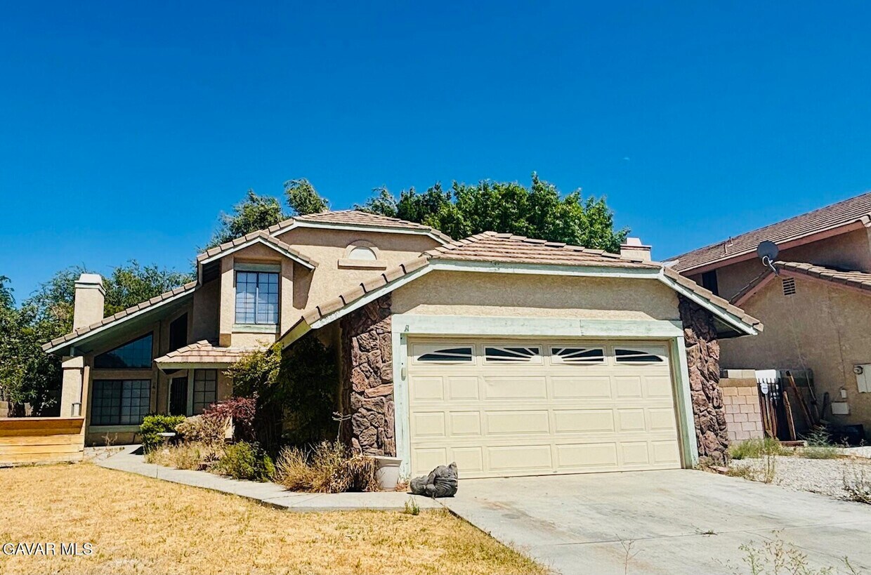 Foto principal - 43242 Cottage Ln
