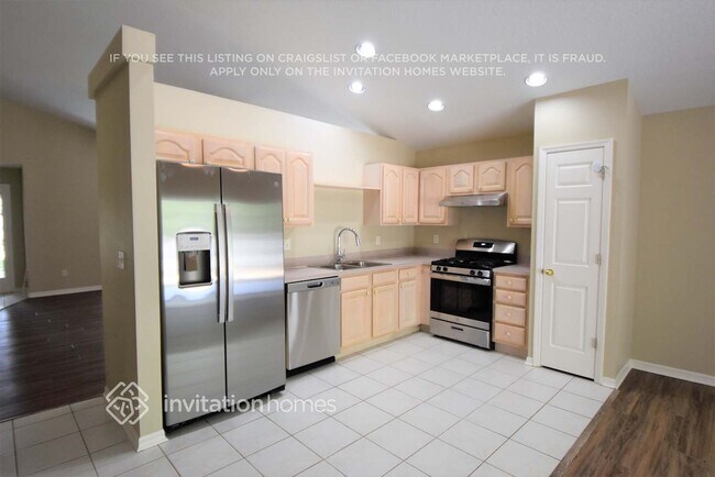 Building Photo - 6240 Crickethollow Dr