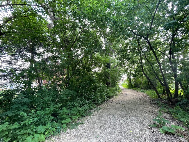 143 West 5th Street, Oxnard - Folleto de subarrendamiento - 1217 Grand Ave