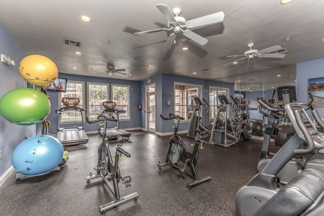 Plaza at Westchase apartments — community photo - Plaza at Westchase