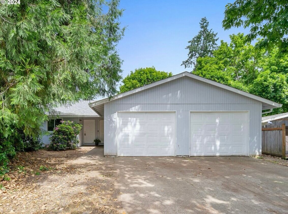 Foto principal - 1637 22nd Pl