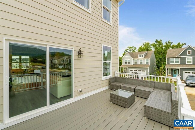 Foto del edificio - 4955 Lexi Ln