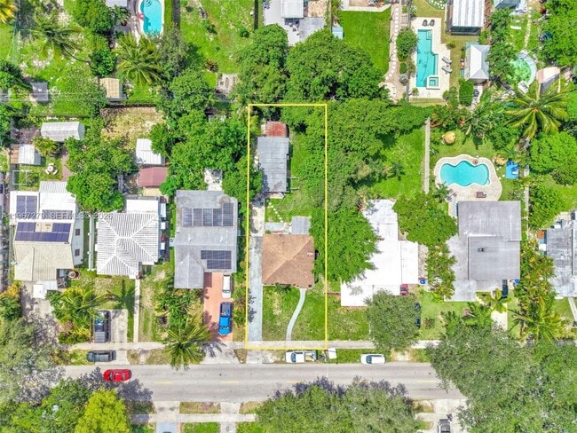 Building Photo - 2318 Washington St