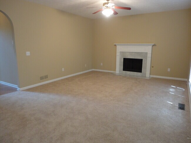 Building Photo - 4961 Heritage Crossing Dr SW