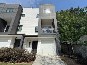 Building Photo - 1029 Gregg St