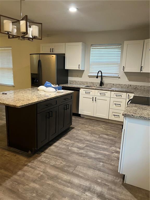 Foto del edificio - 409 Lakewood Ave