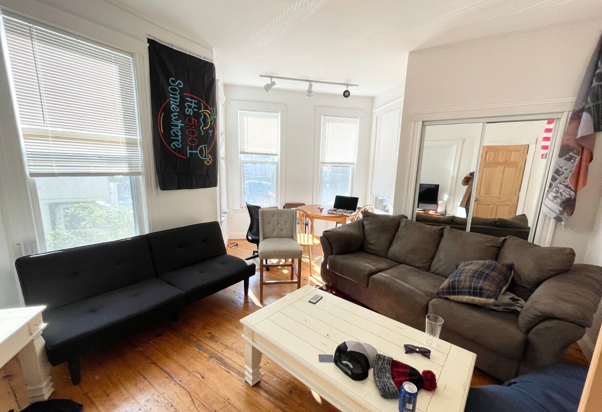 37 Hillside St Unit 1, Boston, MA 02120 Condo for Rent in Boston, MA