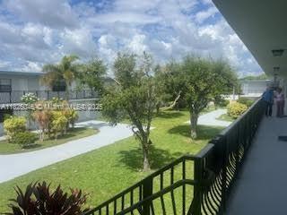 Foto principal - 4444 SW 67th Ave