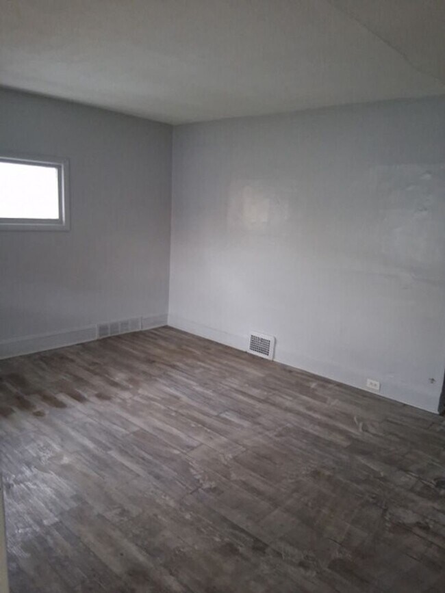Foto del edificio - 4008 Ardmore Ave