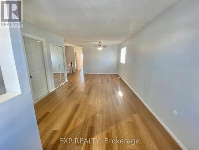 Building Photo - 55 Athabaska Rd