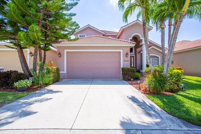 Building Photo - **POOL HOME** AVAILABLE FOR LONG/SEASONAL ...